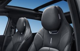 Omoda C7_info5_регулируемыми по высоте подголовниками_720x480px