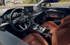 1920x1920-audi-q5-cockpit-my2021-0366