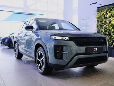 J7